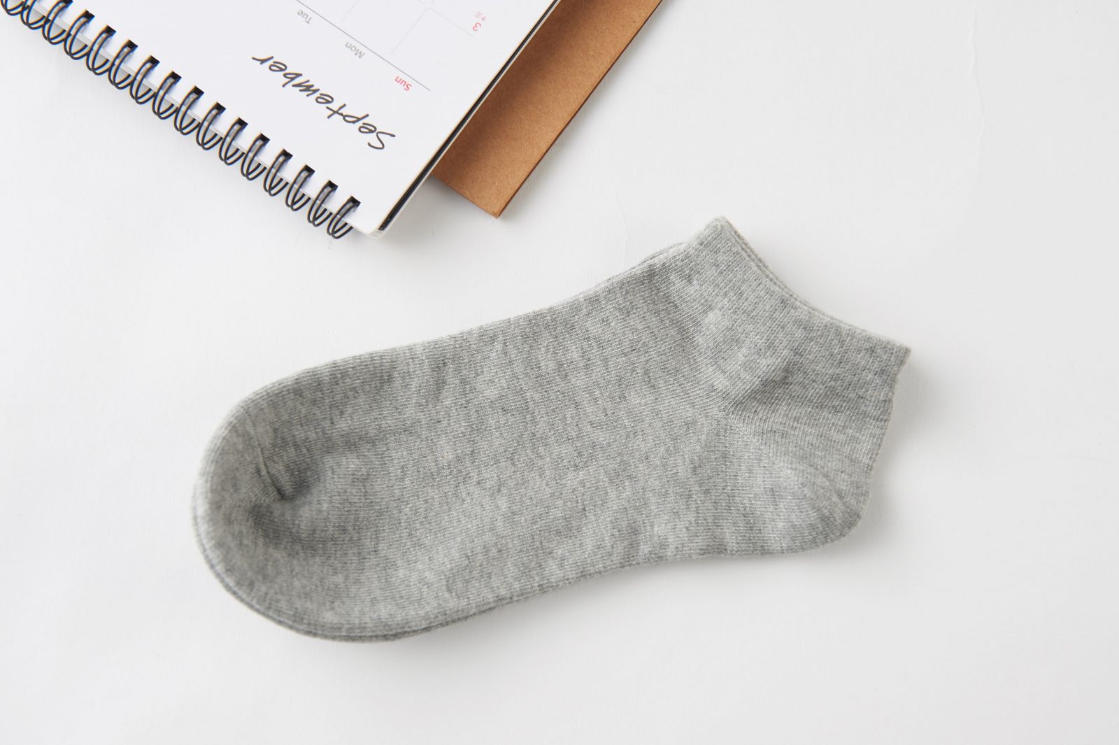 除臭襪推薦立即體驗乾爽舒適透氣的襪子